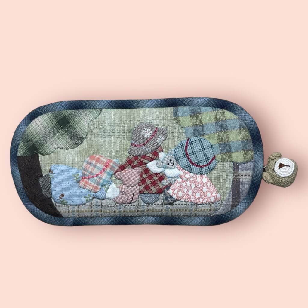 Sunbonnet Sue Appliquie Pouch